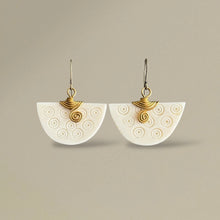 Load image into Gallery viewer, Vanilla Creme Moon Earrings