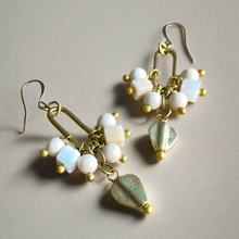 Load image into Gallery viewer, Ponche Kuba Crane Earrings