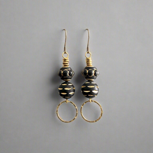 Load image into Gallery viewer, Black Carved Gold Earrings