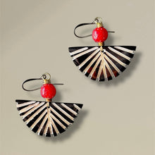Load image into Gallery viewer, Rouge Grooved Moon Earrings