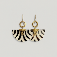 Load image into Gallery viewer, Safari Moon Earrings