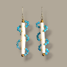 Load image into Gallery viewer, DNA Earring: Apatite