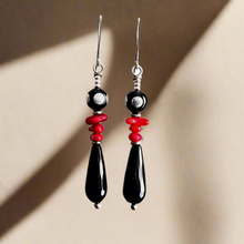 Load image into Gallery viewer, Teeter Earrings