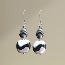 Load image into Gallery viewer, Wavy Kazuri Earrings