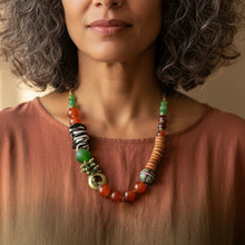 Load image into Gallery viewer, Spice Market Necklace
