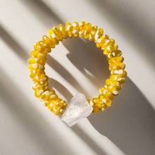 Load image into Gallery viewer, Limonada Rocks: Rough Cut Quartz and African Beaded Bracelet