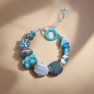 Bepebbled Turquoise Kazuri Bracelet