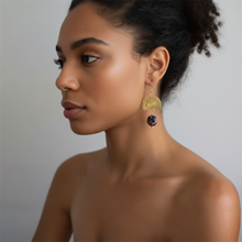 Load image into Gallery viewer, Labyrinth Drops - Aisha Likes It