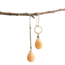 Load image into Gallery viewer, Peachy Keen Earrings