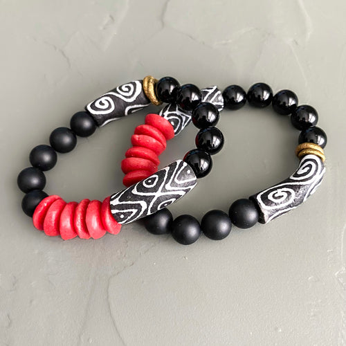 Dark Kiss Bracelet