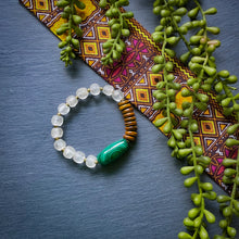 Load image into Gallery viewer, Malachite and Recycled Glass Beaded Bracelet