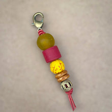 Load image into Gallery viewer, African Beaded Key Fob