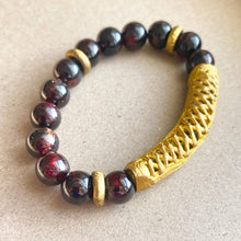 Load image into Gallery viewer, Mulled Wine Garnet Bracelet